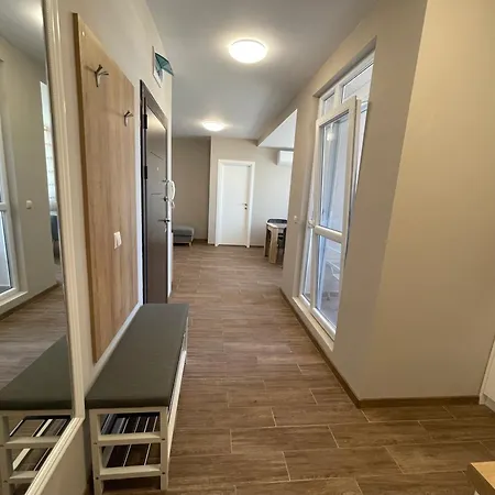 Apartmán 64 *